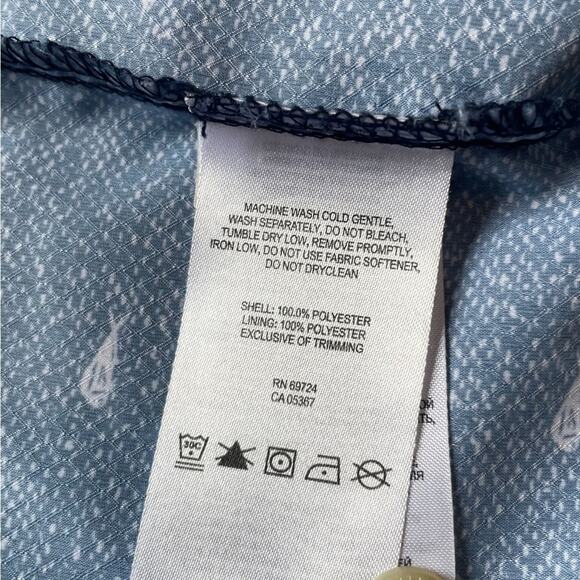 Columbia Men’s Blue Short Sleeve Polo with Subtle White Fish Pattern Size Large - Picture 6 of 8